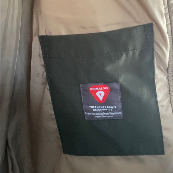 Gap Primaloft Hooded Puffer Jacket Size L - Picture 5 of 7